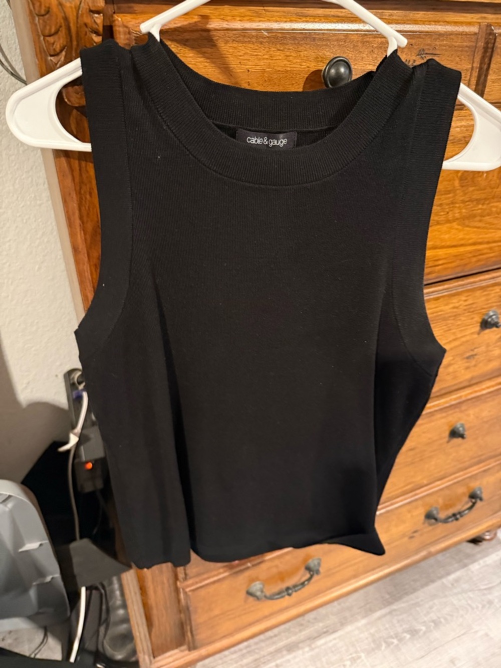 Cable & Gauge Black Ribbed Knit Tank